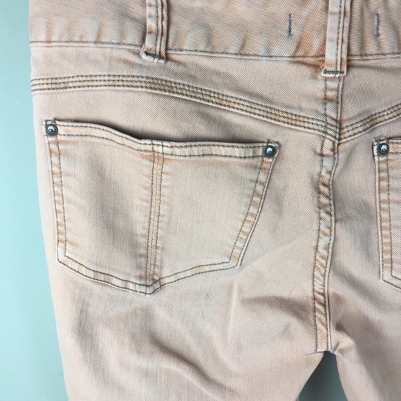 Free People Pale Peach 5 Pocket Skinny Jeans Size 28 - Picture 3 of 7
